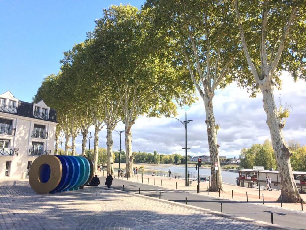 Place de Loire &agrave; Orl&eacute;ans