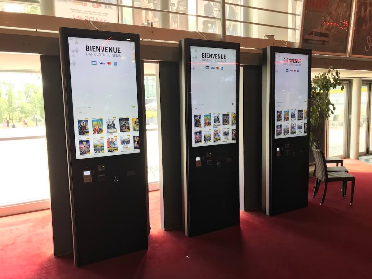 Bornes de commande Pathé Orléans