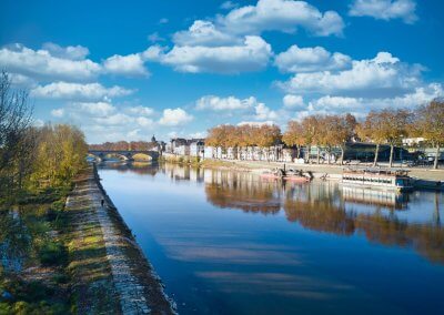 Quai du ch&acirc;telet vu de la Loire