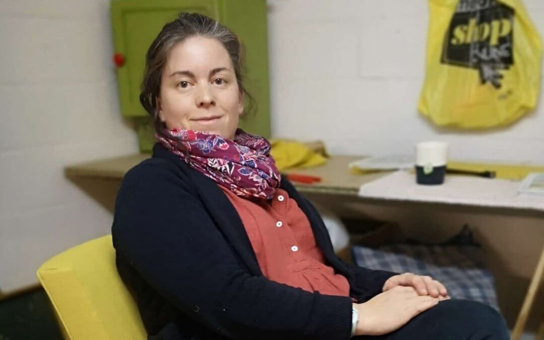 Zo&euml; Afonso : une tapissi&egrave;re passionn&eacute;e et m&egrave;re de famille nombreuse